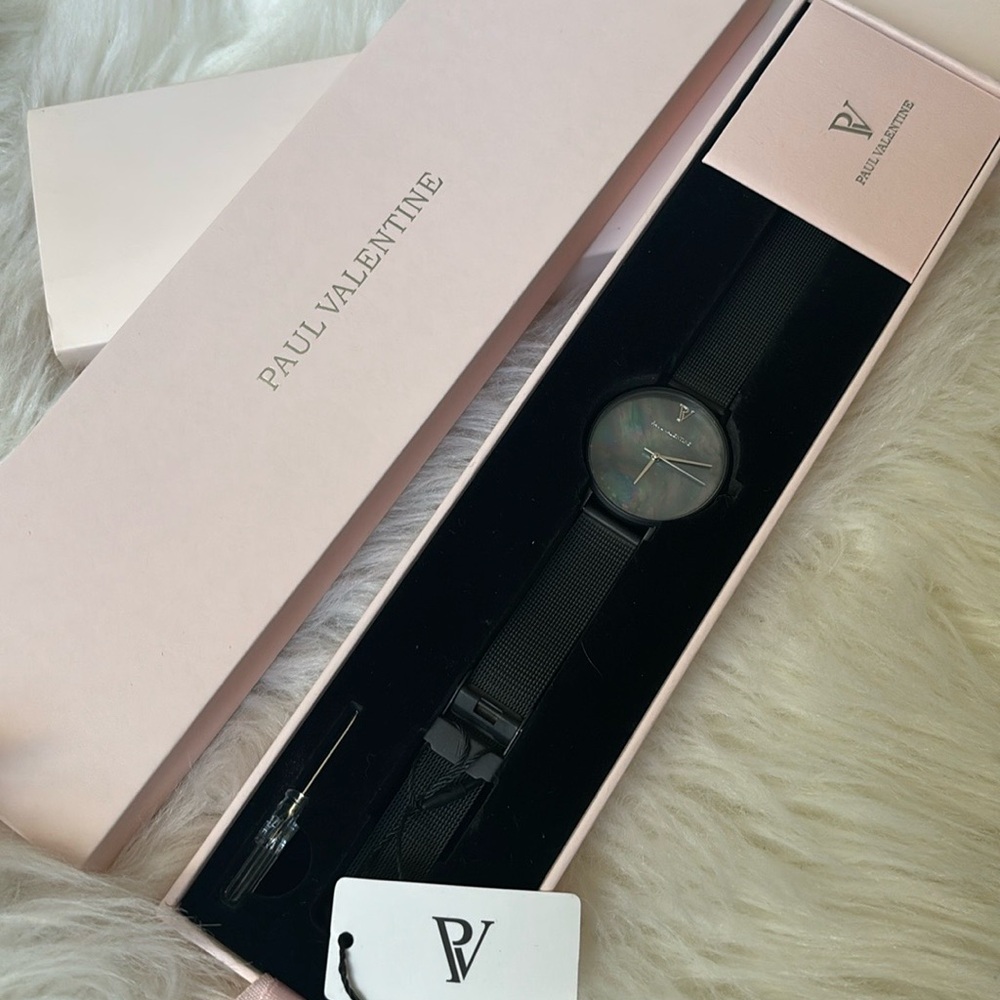 Paul Valentine | Black Seashell Stainless Steel Mesh Watch
